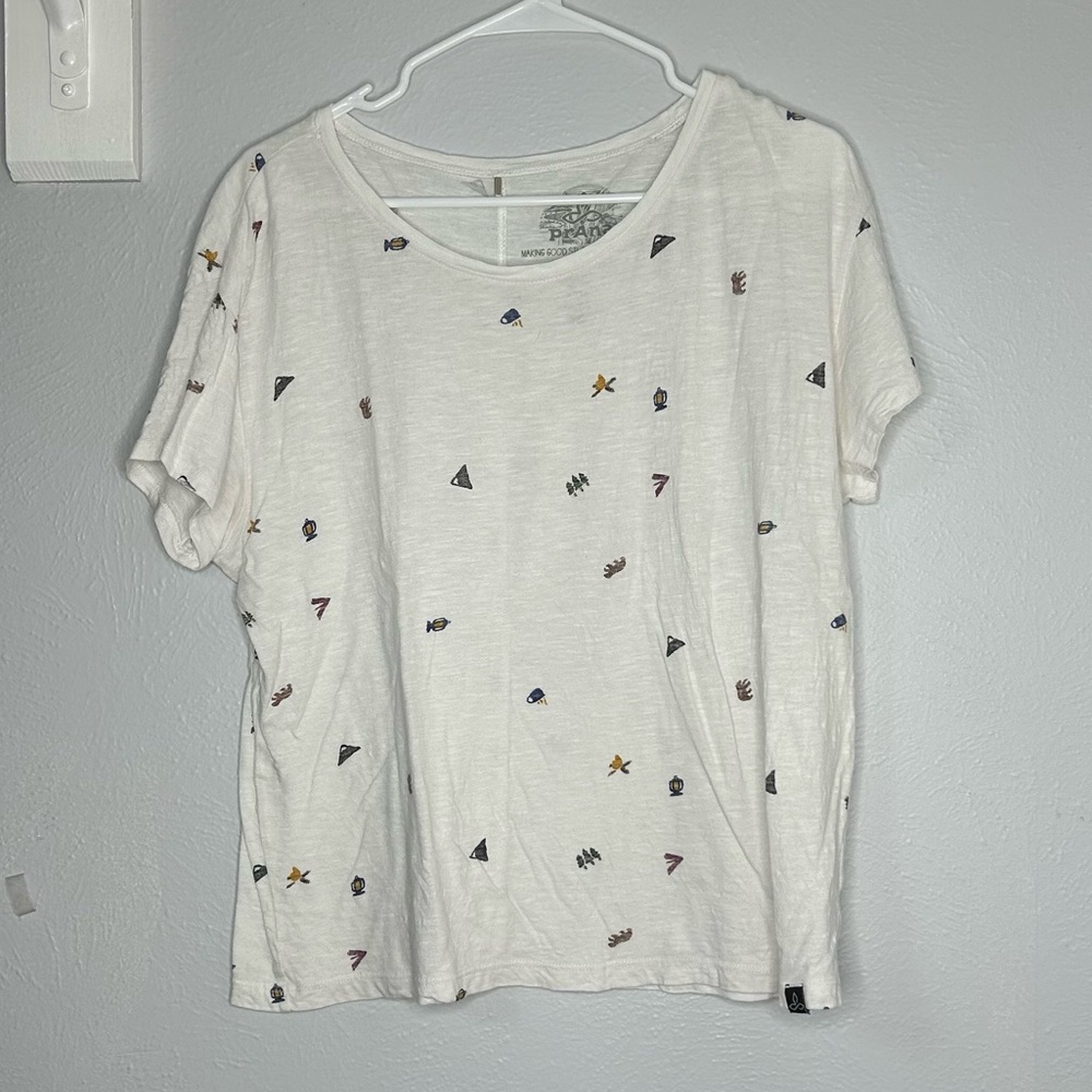 Prana boxy graphic novelty print shirt top camping trees outdoor theme small